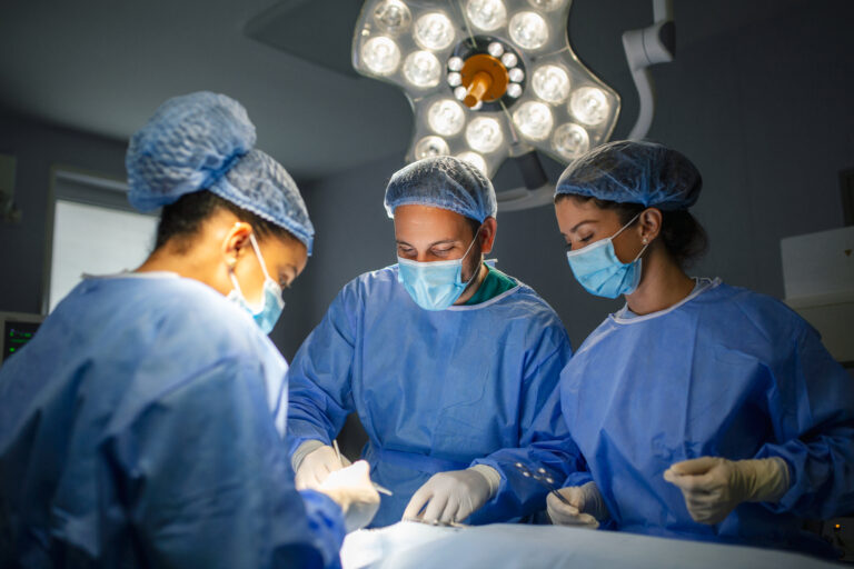 About Us 3 Our Expertise - Cayra Clinic