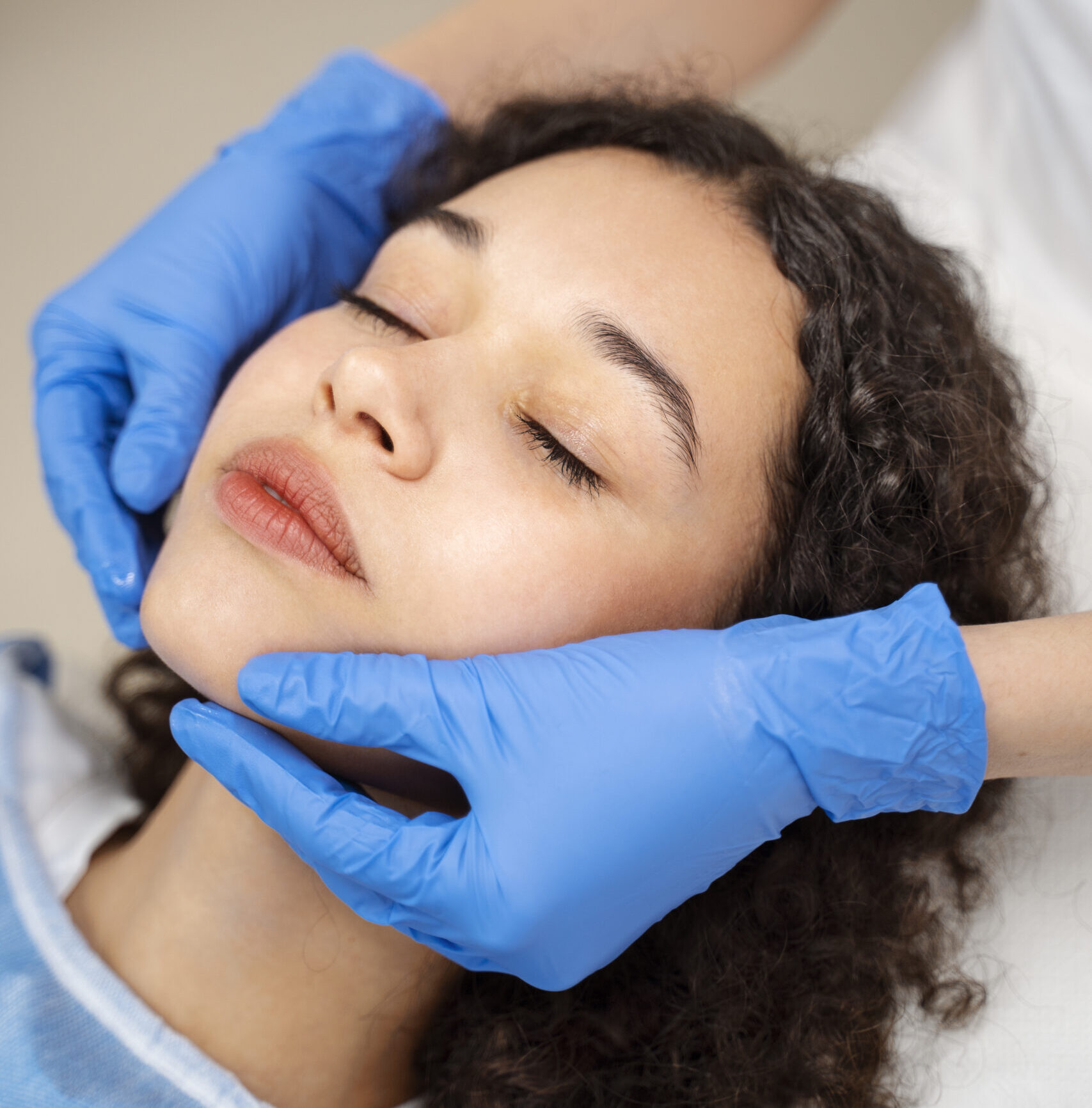 Chin Liposuction In Turkey