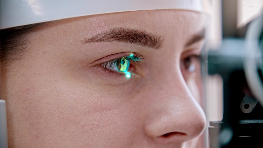 Comprehensive medical guide to ICL lens surgery in Turkey for patients unsuitable for laser eye surgery