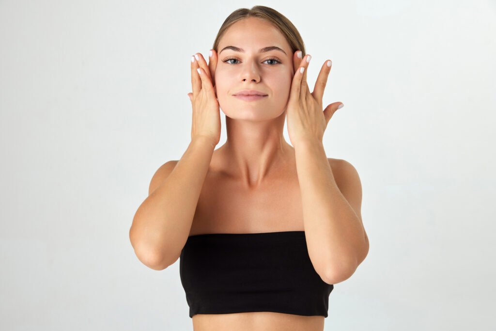 Mini Facelift Recovery: Week-by-Week (and When You Can Fly Home) 2 Medical guidance and tips for safe air travel home after facial rejuvenation in Turkey